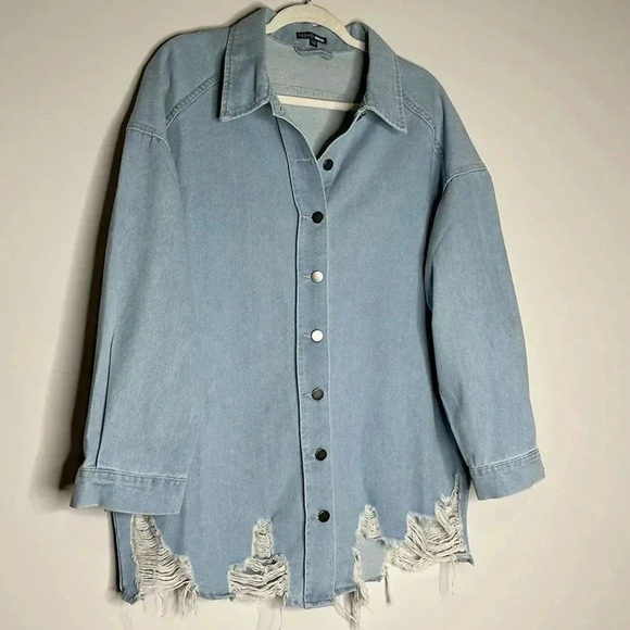 Never Fray Never Distressed Denim Shirt - Light Wash - Picture 6 of 12